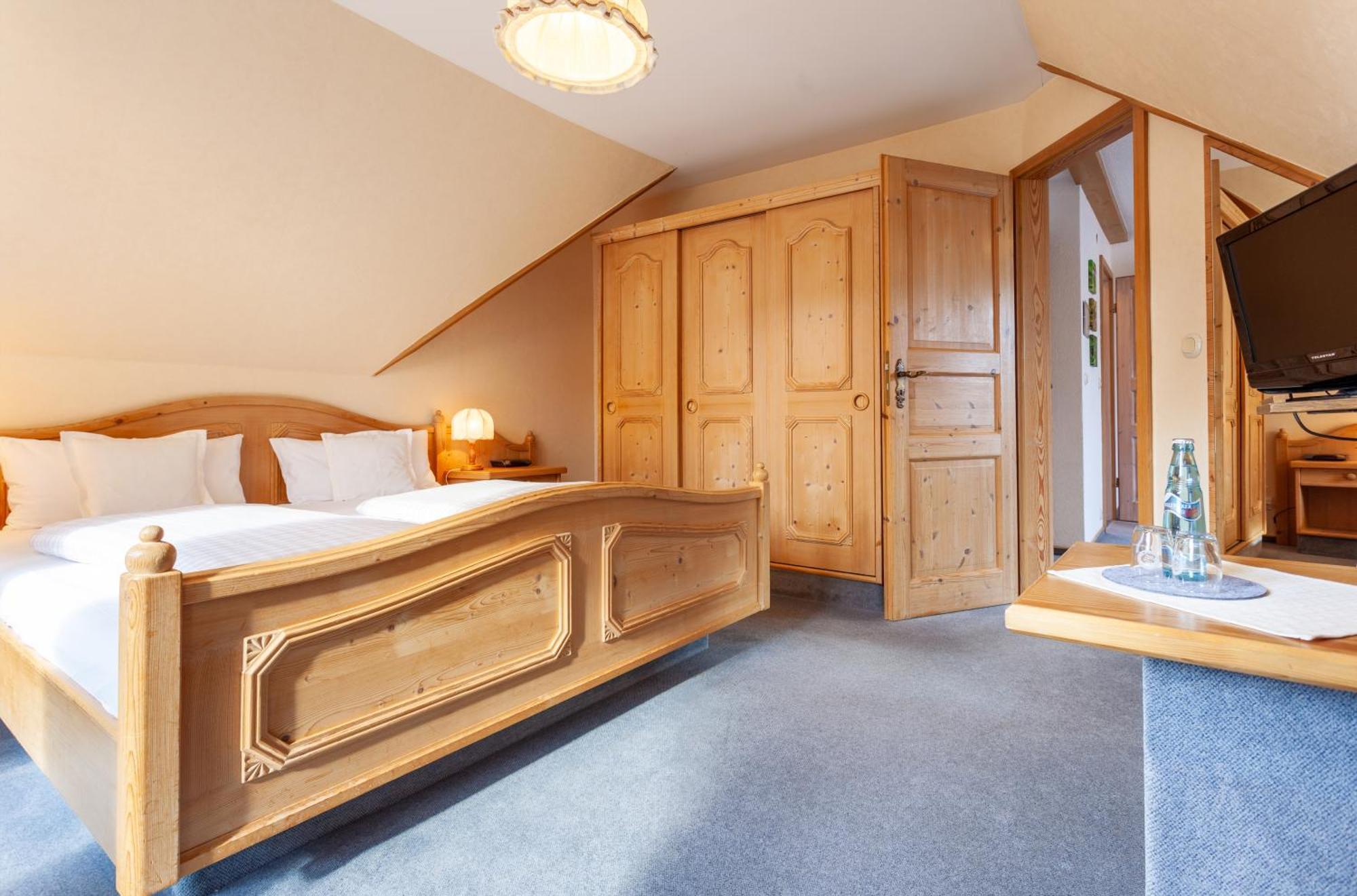 Hotel Sauerlaender Hof Willingen  Exteriér fotografie